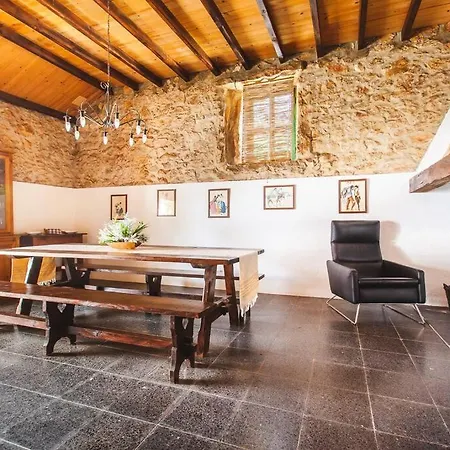 Quinta Da Bonanca, Charming Rustic Houses
